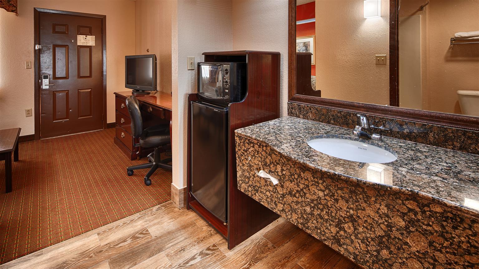 Red Roof Inn & Suites Jackson - Richland Eksteriør billede