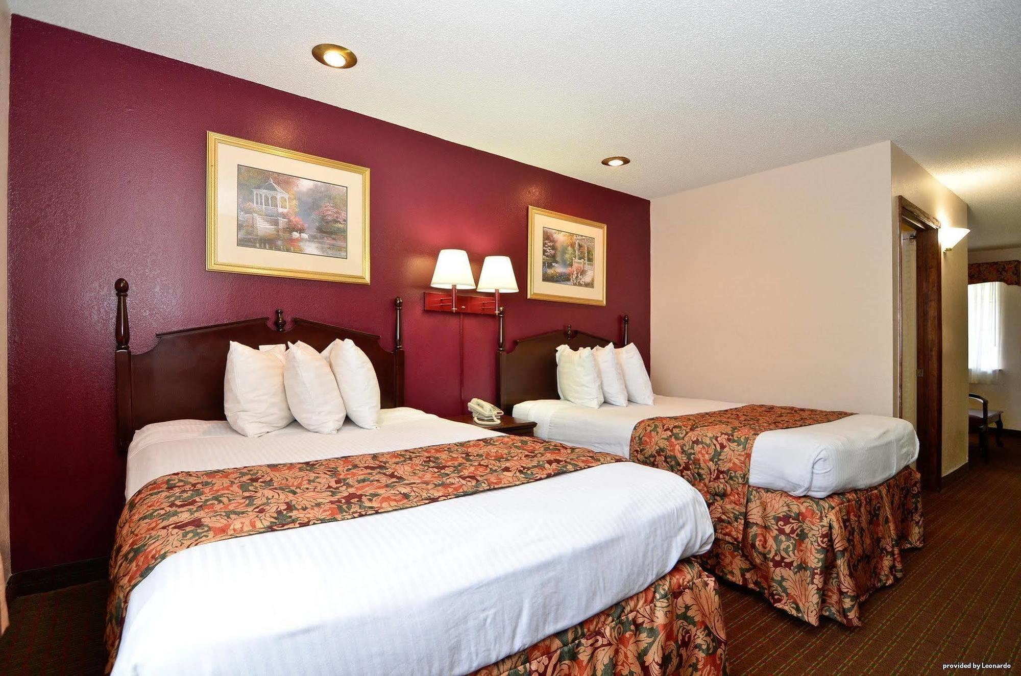 Red Roof Inn & Suites Jackson - Richland Eksteriør billede